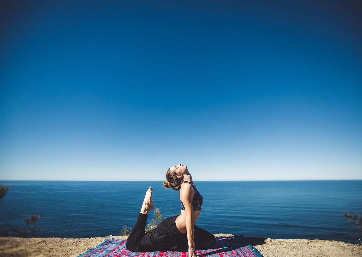 Exercices simples à faire au bureau pour bien-être